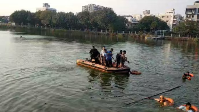 Tragedy Strikes Vadodara Tragedy Unveiled Claims Lives of 14 Students and 2 Teachers in Harni Lake Disaster