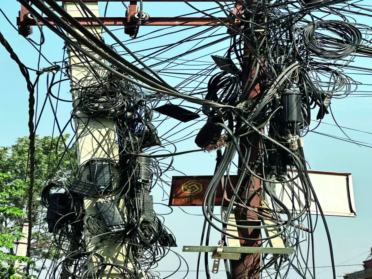 Internet Providers Removed cables from Poles