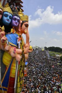 Ganesh visarjan continues in HussainSagar lake