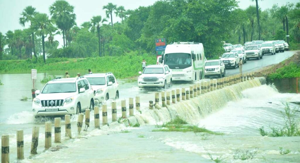 Telangana CM Surveys Flood Damage near khammam