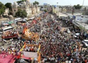 Mosques Covered for Ganesh Processions