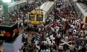 Mumbai Bandra station stampede