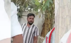 Hyderabad Man Abuses Police During Check