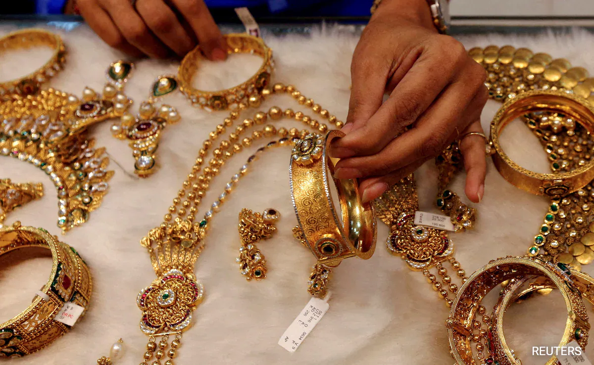 Gold Prices to Decline Further