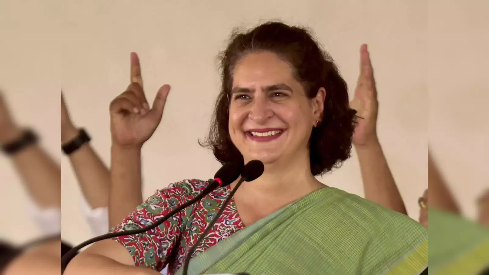 Priyanka Gandhi criticizes Modi