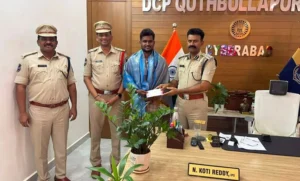 Rapido Rider Helps Crack Drug Racket